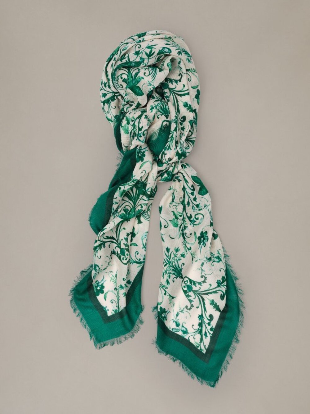 J McLaughlin The Katherine Scarf in Garden Flight Border - Off White/Green NEW